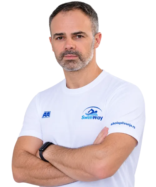 Miloš Bečanović, trener škole plivanja Swim Way na bazenu 25. maj